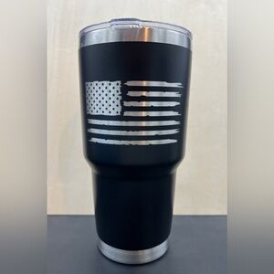 American Flag 32 oz Tumbler